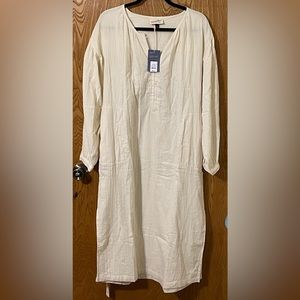 Universal Threads Responsible Styles Night Shirt